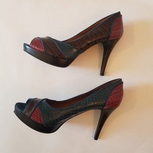 Nine West Multicolor Platform Heels  With Peep-Toe (size 10)